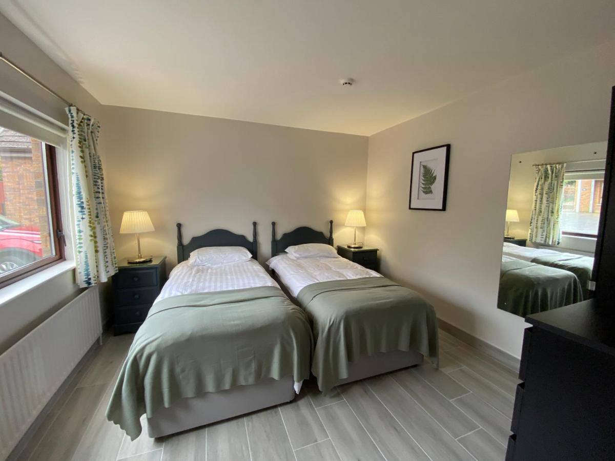 Tullybay Holiday Homes Buitenkant foto