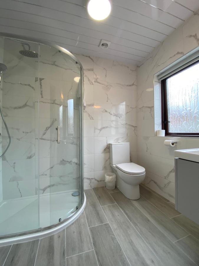 Tullybay Holiday Homes Buitenkant foto