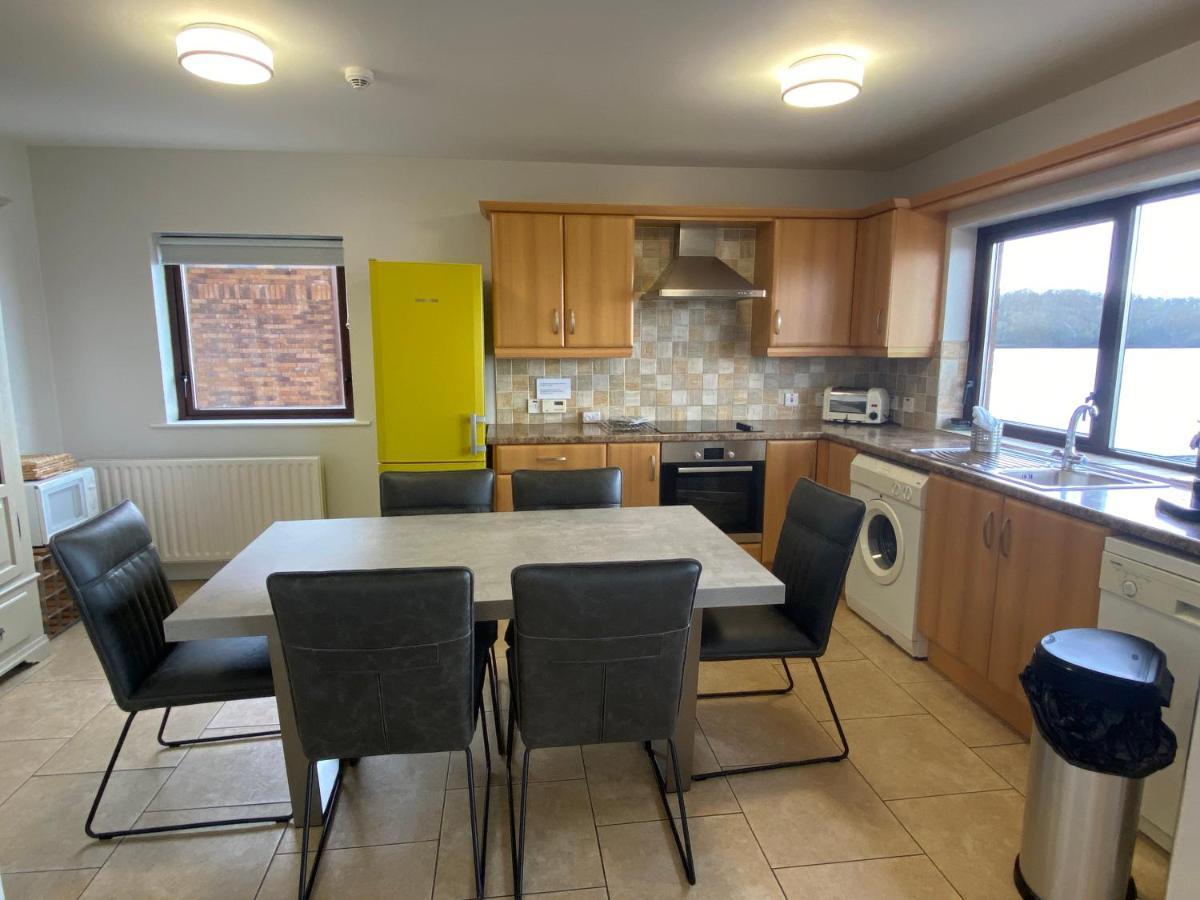 Tullybay Holiday Homes Buitenkant foto